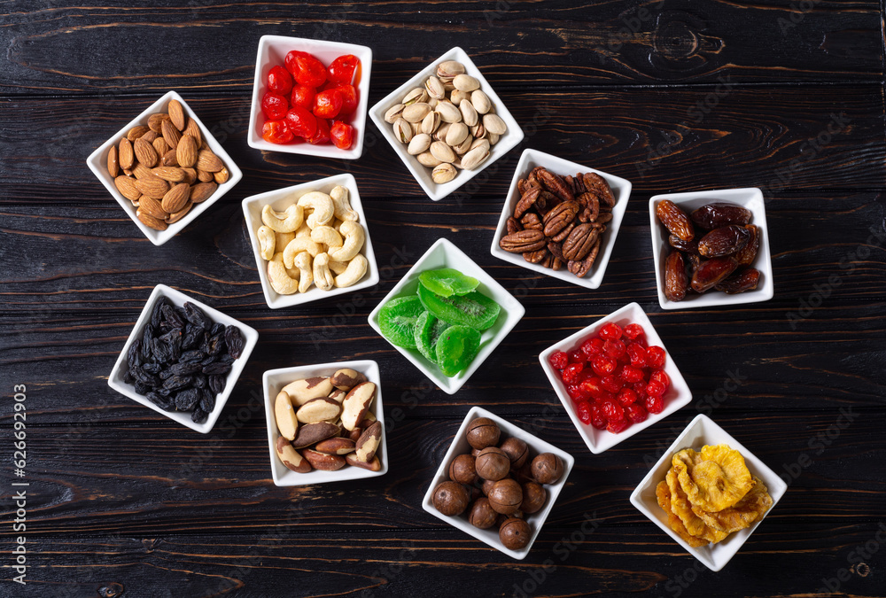 Mix of dried and candied fruits and nuts Mix of dried and candied fruits and nuts