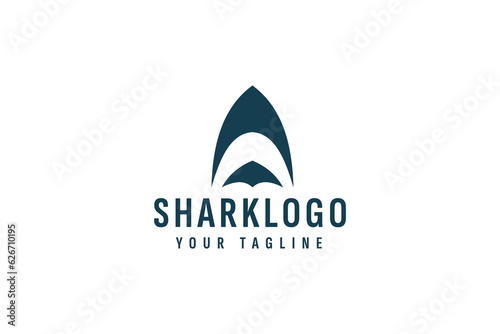 shark logo vector icon illustration