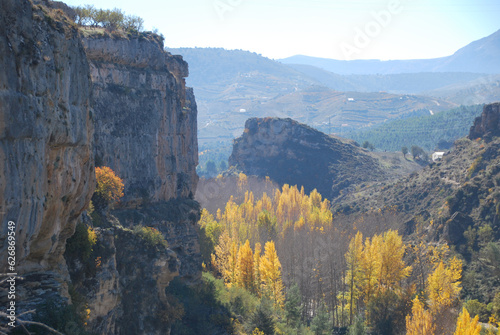 Cañón de tajos formados por el río Alhama, a lo largo de los siglos, en Alhama de Granada.  photo