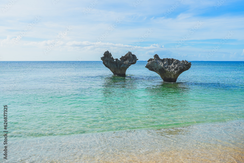 ハートロック（沖縄県・古宇利島）