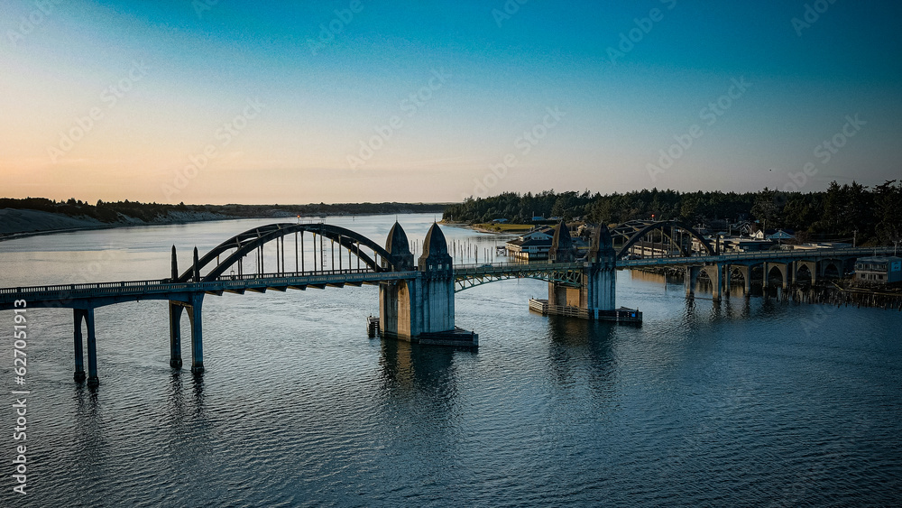 Florence Oregon bridge over the Suislaw River
