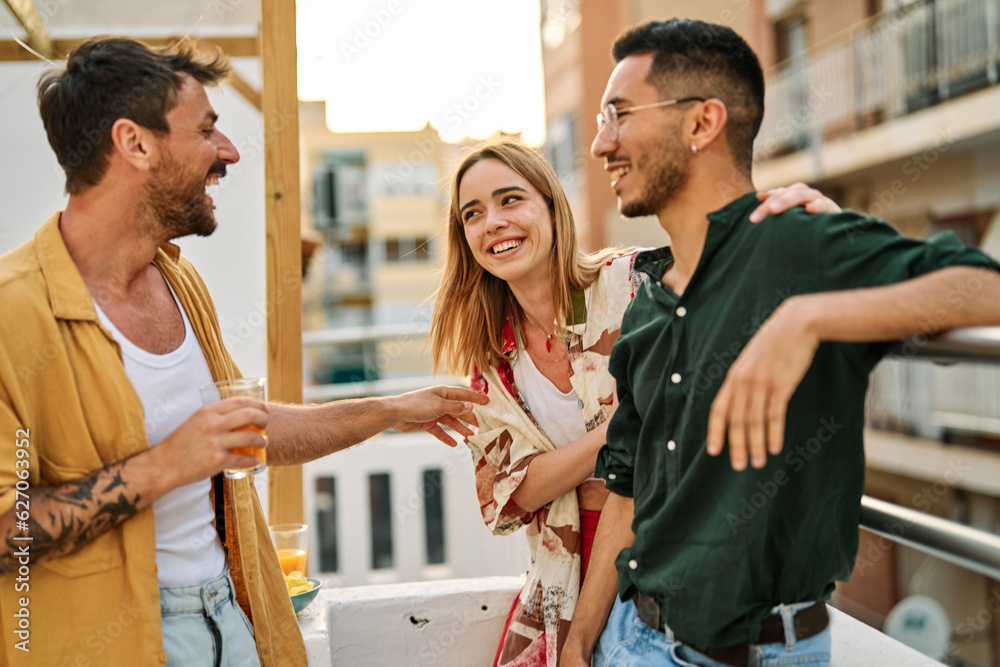 © Lumos sp - woman man rooftop friend youth young party friendship talking fun happy outdoor group drink lifestyle summer together terrace leisure © Lumos sp - woman man rooftop friend youth young party friendship talking fun happy outdoor group drink lifestyle summer together terrace leisure