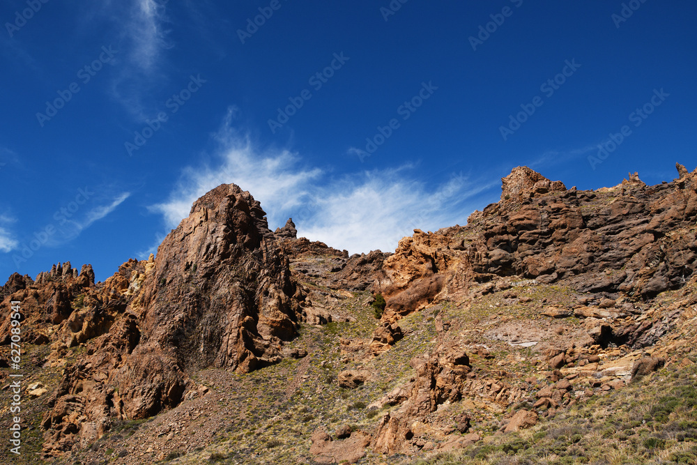 Fototapeta premium volcanic rocks of los Roques de Garcia in Parque Nacional del Teide on Tenerife island (Canary Islands, Spain)