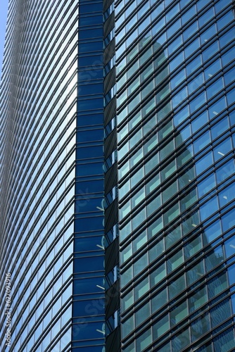 超高層ビルのファサード