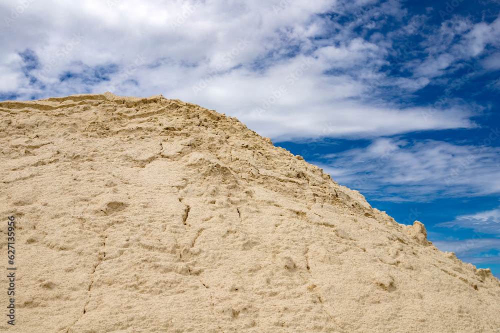 Open foundation kaolin mine - Extraction of white mud and clay Open foundation kaolin mine - Extraction of white mud and clay