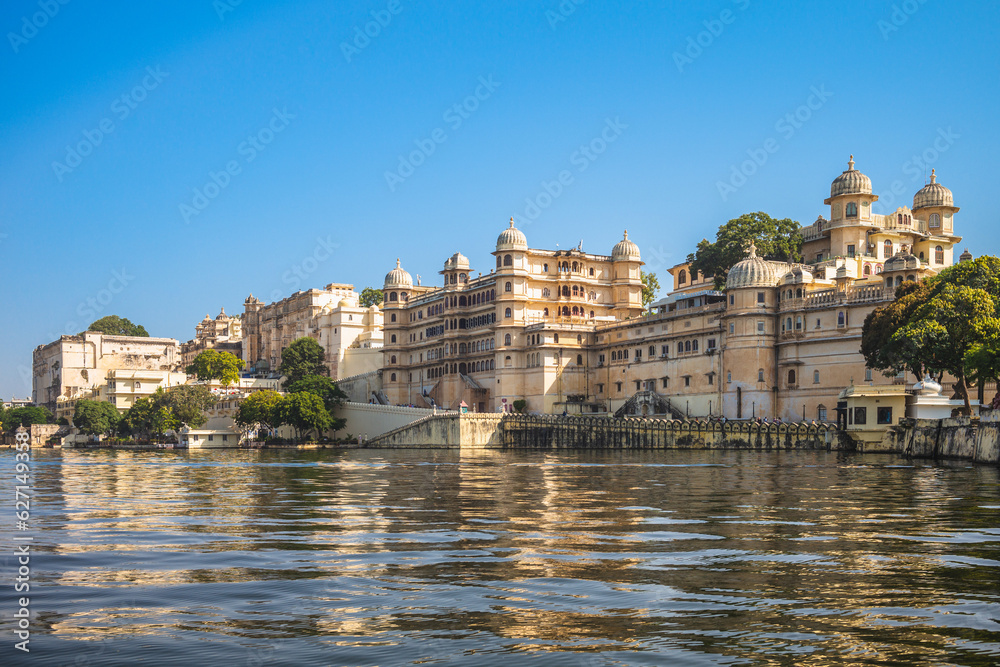 city palace in udaipur, rajasthan, india city palace in udaipur, rajasthan, india