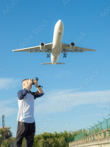 Shanghai Hongqiao Airport-I took a photo with the plane photo