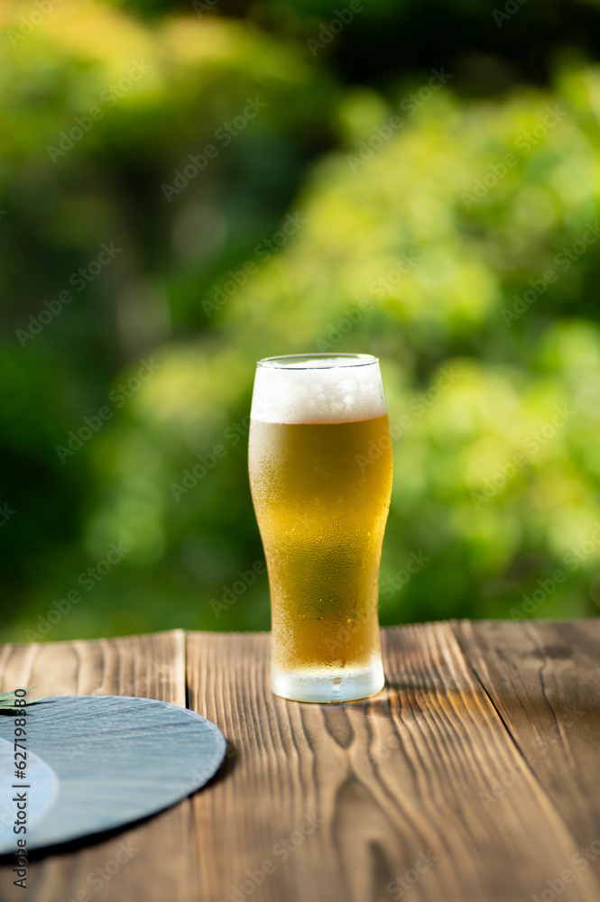 冷たいビール 冷たいビール