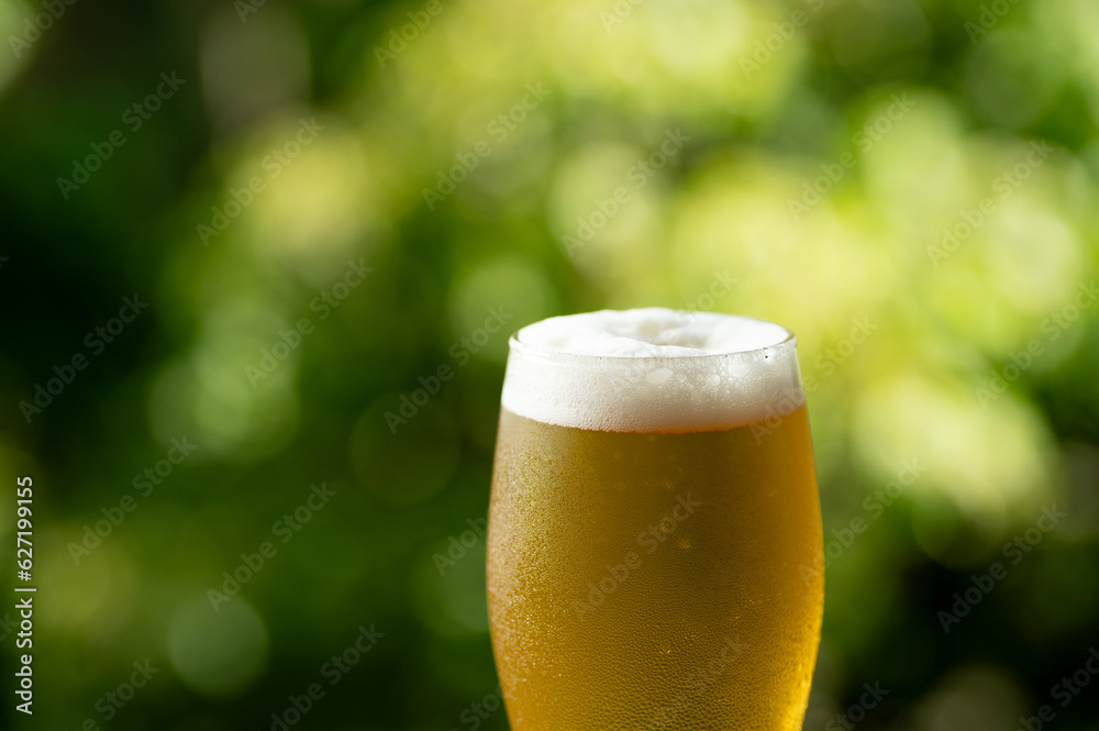 冷たいビール 冷たいビール