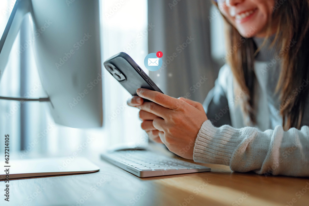 Woman hands using smartphone with 1 new email alert sign icon pop up, Female using phone for check email for work or sending text SMS short message at home, Online communication concept - obrazy, fototapety, plakaty 