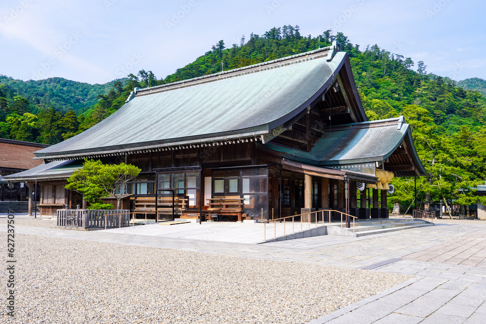 縁結びの神・福の神として名高い出雲大社(島根県出雲市) 縁結びの神・福の神として名高い出雲大社(島根県出雲市)