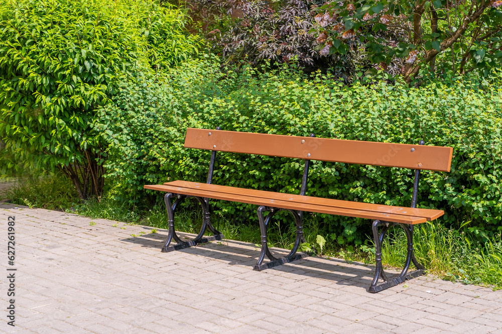 Old Wooden Bench in Park, Outdoor City Architecture, Green Wooden Benches, Outdoor Chair Old Wooden Bench in Park, Outdoor City Architecture, Green Wooden Benches, Outdoor Chair