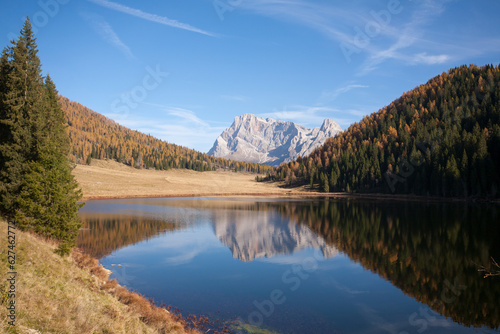 Fototapeta Naklejka Na Ścianę i Meble -  Alpine lake with dolomites in background, Calaita lake