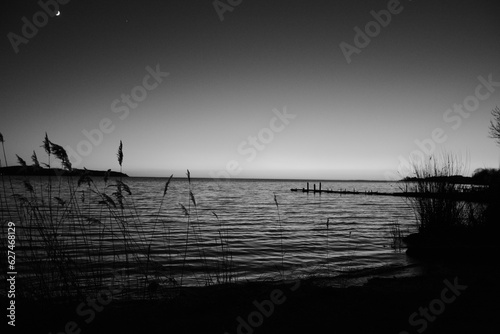 Insel Rügen Sonnenuntergang Mönchgut schwarz-weiß