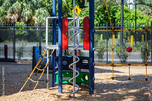 playground for children (ID: 627498990)