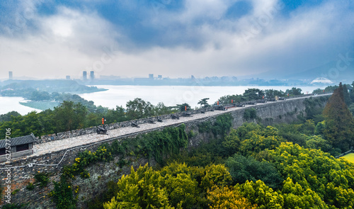 Foto The Scenery of the Ming Dynasty City Wall in Nanjing, China