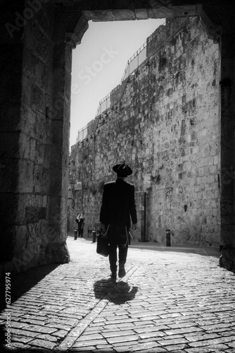 Jew walking in jerusalem