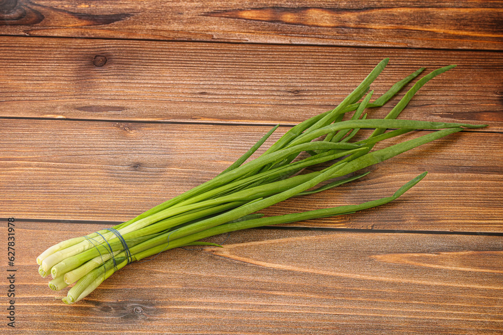 Raw young green onion heap