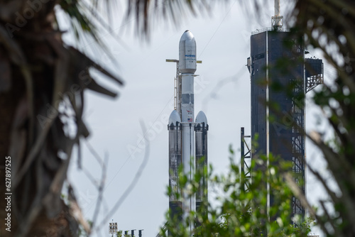 Fototapeta Naklejka Na Ścianę i Meble -  Falcon Heavy Rocket