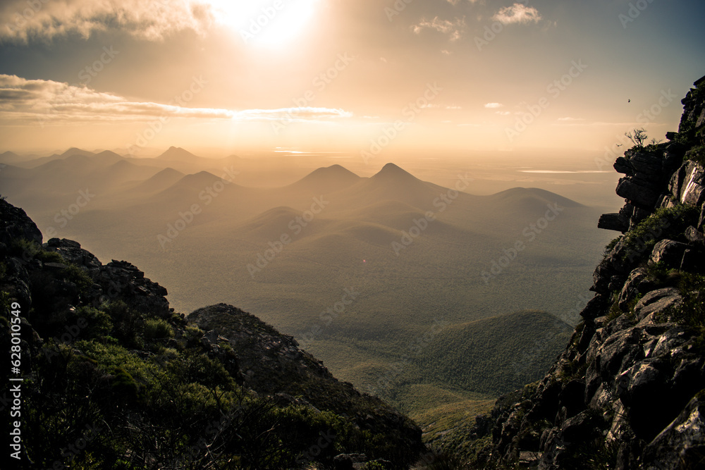 Australia, Mount Toolbrunup is the second highest peak in the Stirling Range National Park. The trail is well marked and views from the summit are truly magnificient, especially during sunsets. - obrazy, fototapety, plakaty 