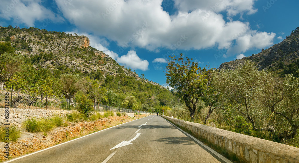 An idyllic road trip through the Mallorcan mountains