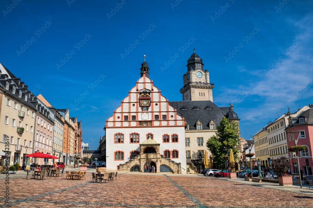 plauen, deutschland - altes und neues rathaus