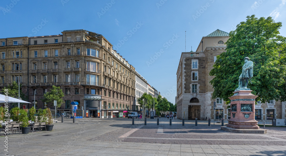 View of the shopping street (Königsallee) at the new palace in Stuttgart.. Baden Wuerttemberg, Germany, Europe..