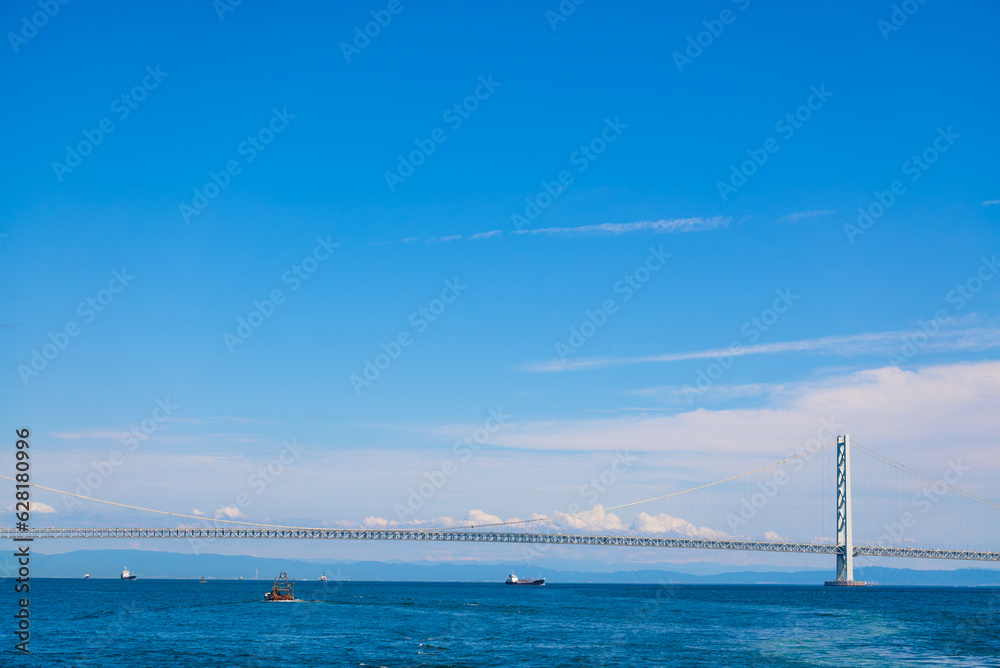 明石海峡大橋と瀬戸内海の風景