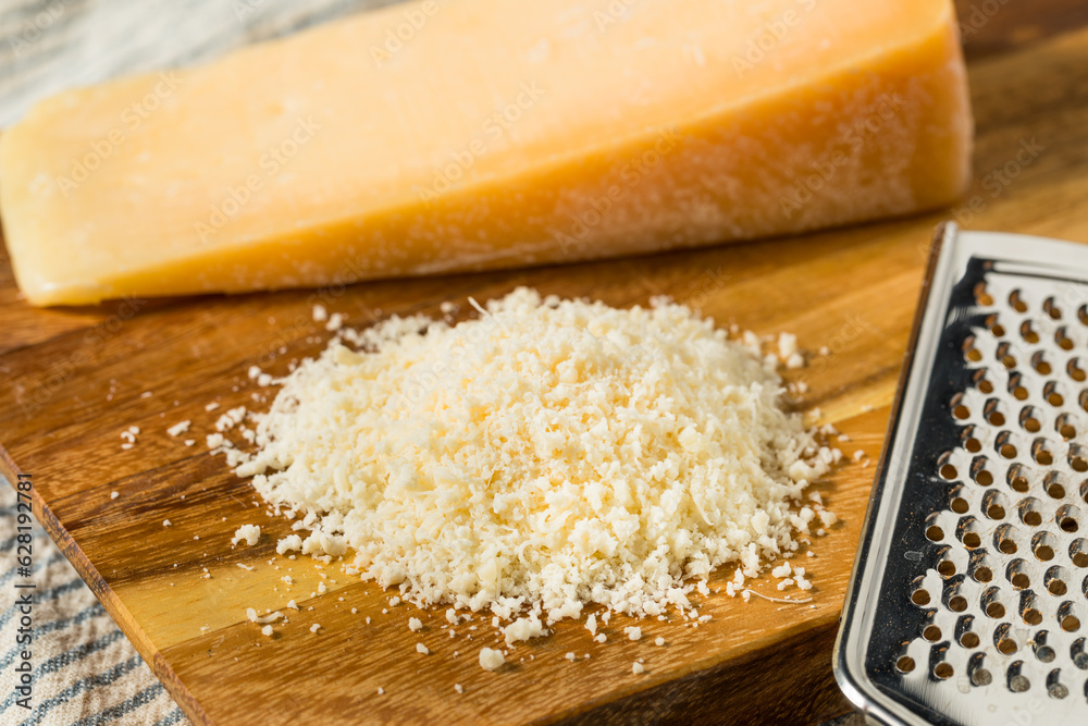 Organic White Grated Parmesan Cheese Organic White Grated Parmesan Cheese