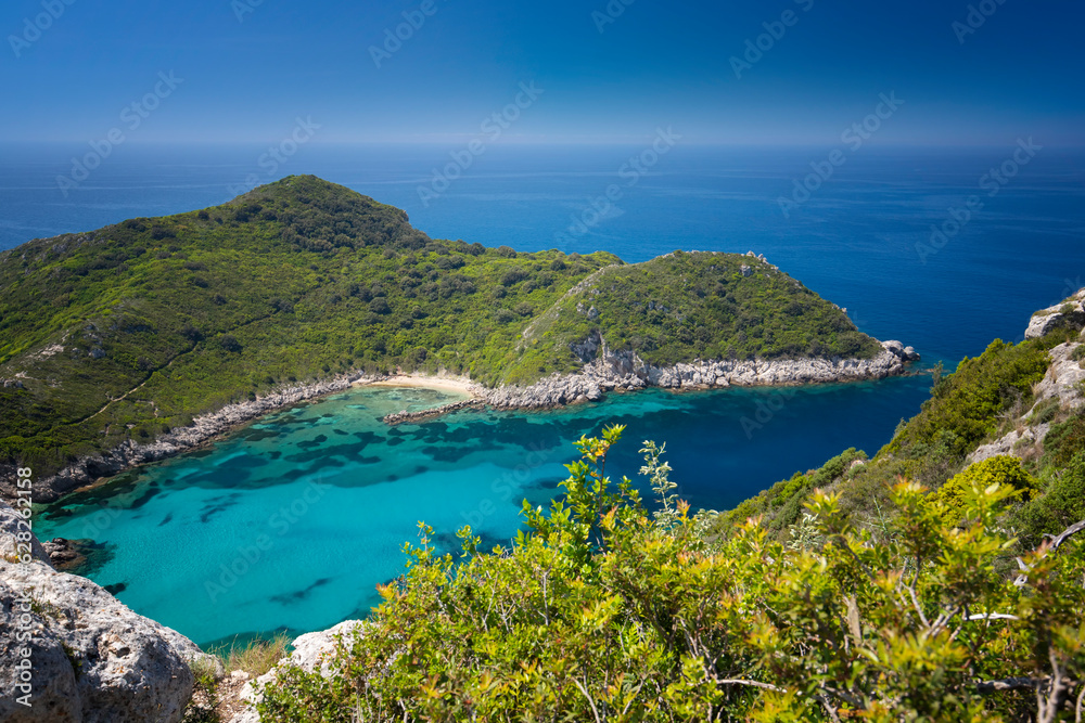 Krajobraz morski, wakacje i wypoczynek, morze i plaża Porto Timoni, wyspa Korfu, Grecja - obrazy, fototapety, plakaty 
