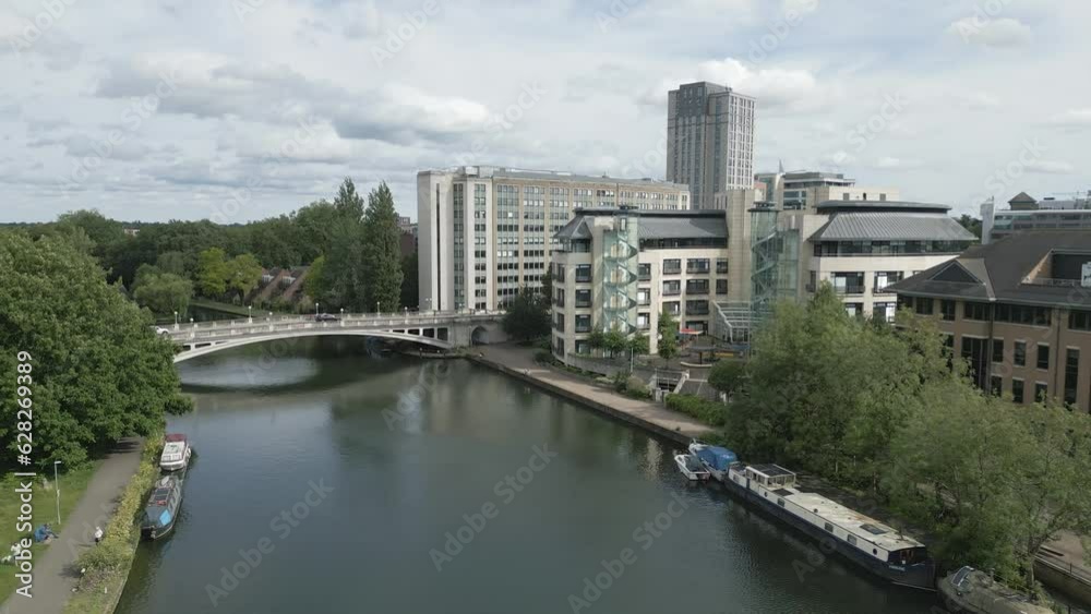 Clearwater Court, Thames Water Headquarters, Reading, Berkshire, England Clearwater Court, Thames Water Headquarters, Reading, Berkshire, England