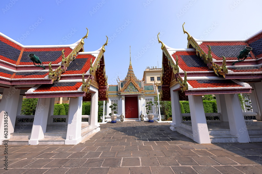 Fototapeta premium Wat Phra Kaew Museum (Royal grand palace) in Bangkok, Thailand 