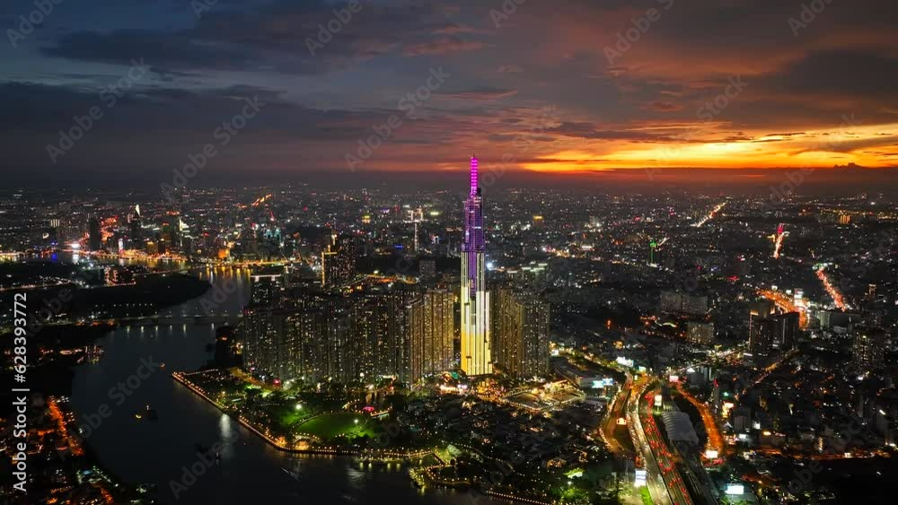 Sunset Landmark 81 , Ho chi Minh City, Viet Nam 