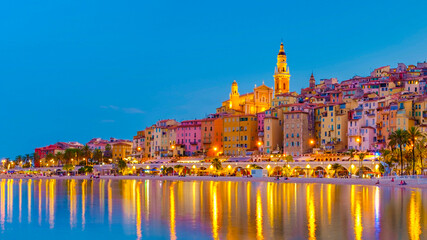 Fotobehang Nice Zomeravond in Menton aan Rivièra  © Fokke Baarssen