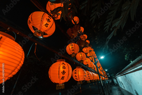 taipei night temple lantern praying (ID: 628420185)