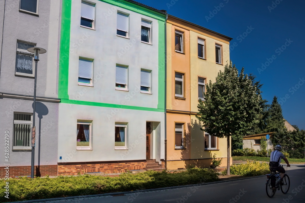 Fototapeta premium malchow, deutschland - sanierte häuser in der altstadt
