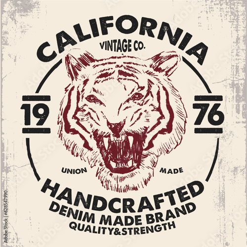 tee print design with tiger head drawing