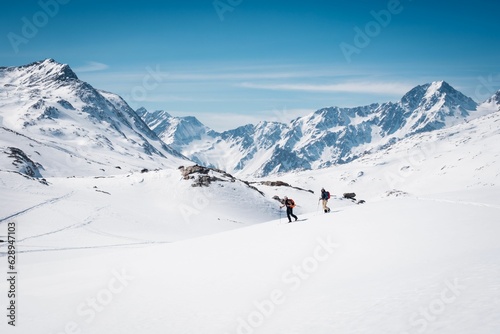 Breathtaking winter scene featuring adventurers in Italy's Val Senales, South Tyrol © Lukas Leitner/Wirestock Creators