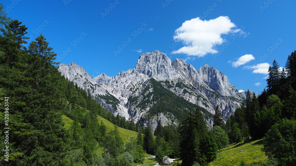Majestätische Mühlsturzhörner im Klausbachtal bei Ramsau, Berchtesgadener Land, Oberbayern, Bayern, Deutschland