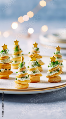 Fotografia Festive Cheese Puff Pastry Canapes in the shape of a Christmas tree, elegantly a