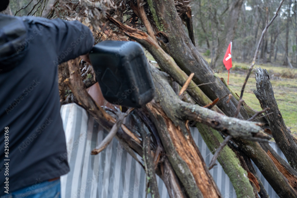 Obraz premium Big camp fire in outback Australia on a farm. Bon fire, big bon fire, keeping warm, Australian outback