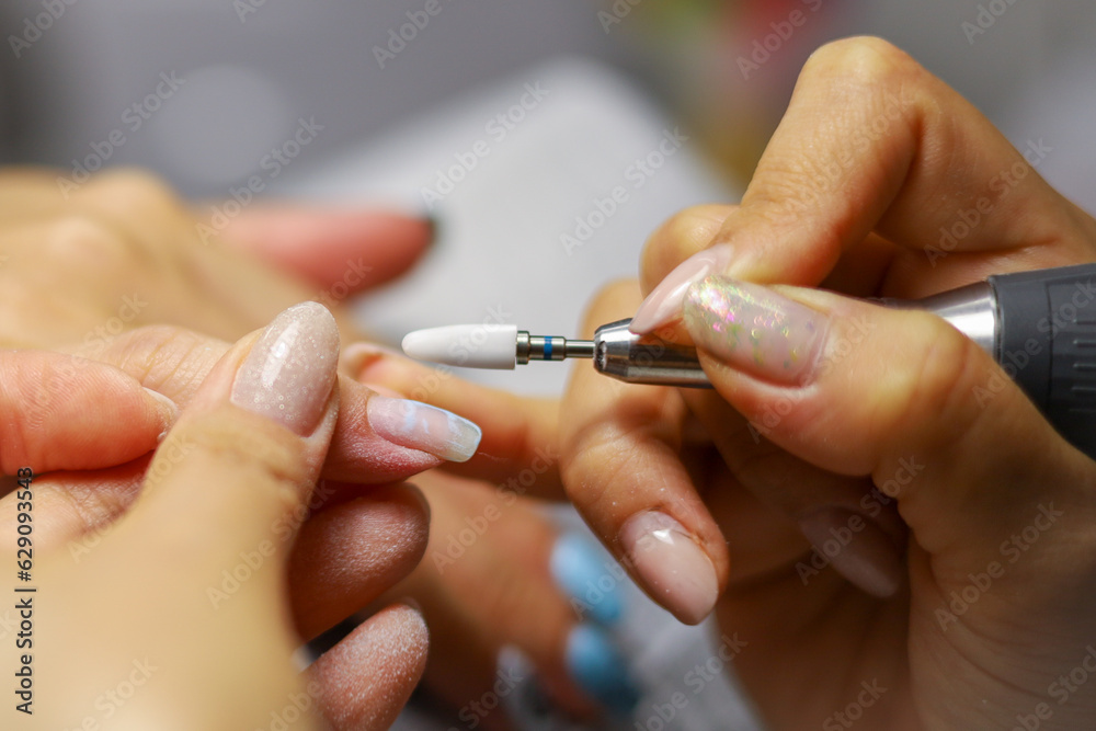 Nail treatment before coating with nail polish Nail treatment before coating with nail polish