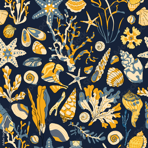 Vector Seaweed coral and algae seamless pattern on dark background. Seabed Plants and ocean shell repeat texture for fabric, wallpaper or wrapping paper, cover