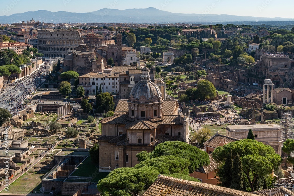 Obraz premium Picturesque view of the beautiful Rome cityscape in Italy
