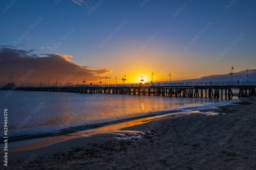 Obraz premium Sopot Pier On The Baltic Sea At Sunrise In Poland