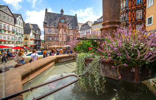 Marburg (Hessen) Altstadt mit Marktplatz und Rathaus