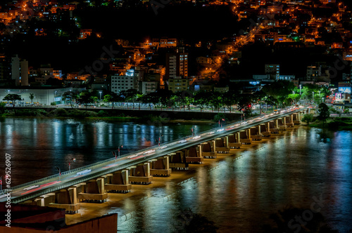 night photo of part of the city of Colatina - Espírito Santo - Brazil.
