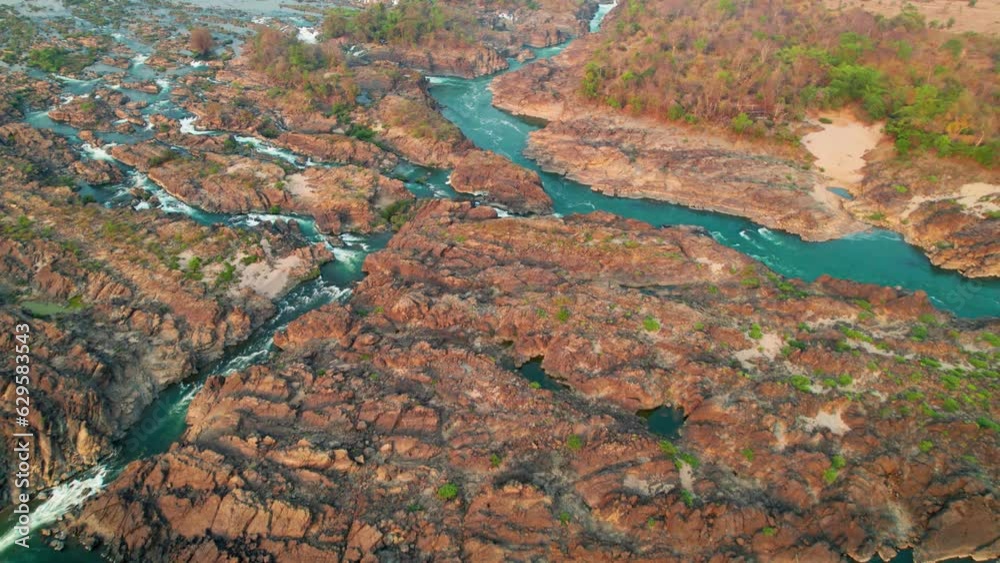 Les chutes d'eau (vues du ciel) sur le fleuve Mekong, Don Khon, 4000 iles, Laos, Asie