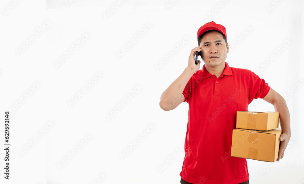 A man in a red t-shirt is delivering a package to a satisfied customer. Friendly staff, high quality delivery service. A man in a red t-shirt is delivering a package to a satisfied customer. Friendly staff, high quality delivery service.