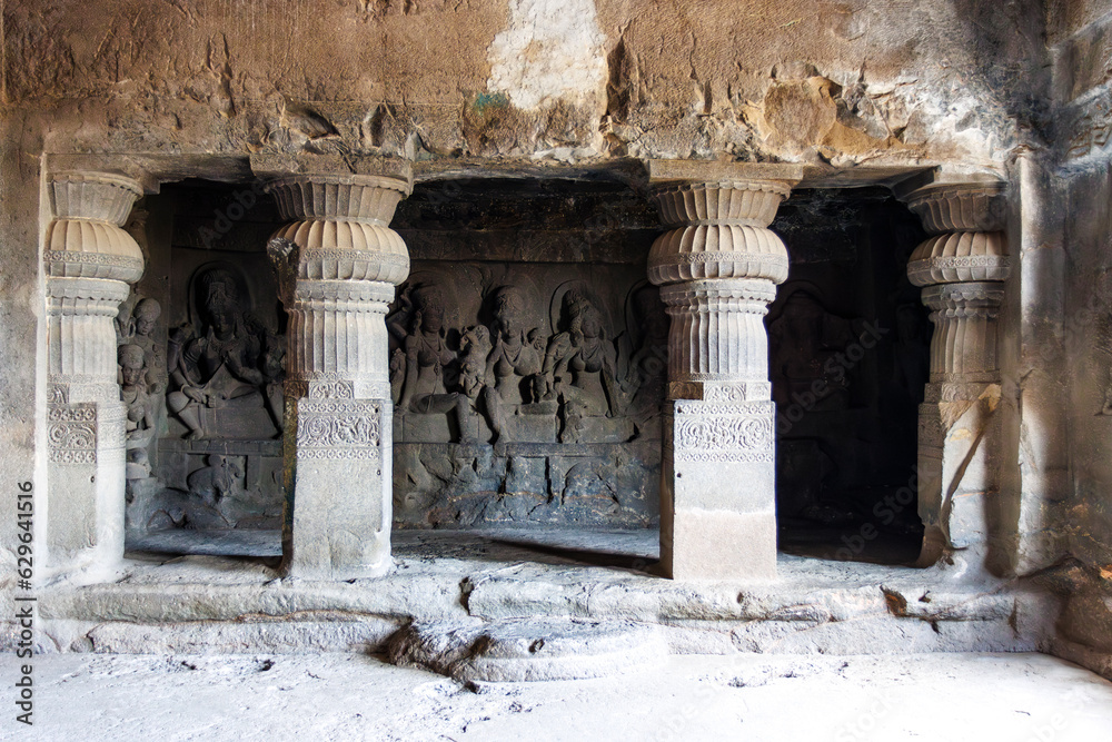 Fototapeta premium Rich decorated Rameshwara cave, cave 21 in Ellora, Maharashtra, India, Asia